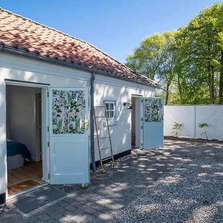Villa Strand Hornbaek Bagian luar foto